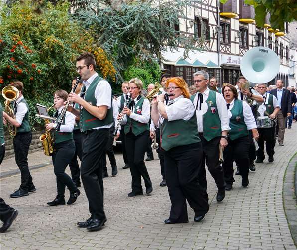 Für die passende musikalischeUnterhaltung sorgte der Musikverein Kobern.