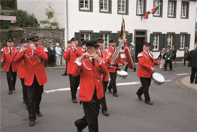 Für die richtige musikalische Untermalung sorgten diverse Musikcorps.