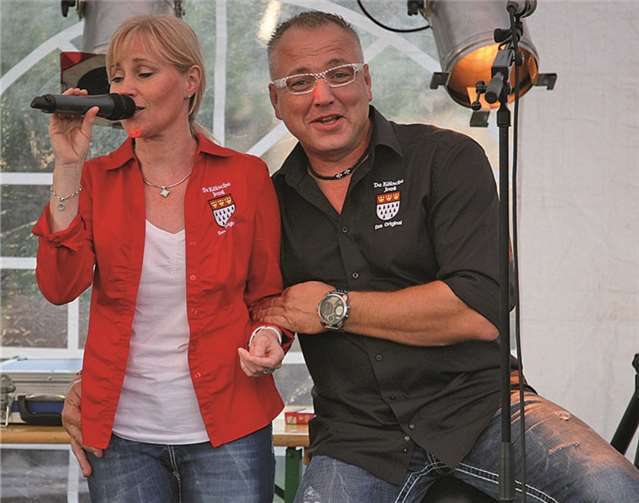 Für die richtigen Töne sorgten der Kölsche Jung und „Helene Fischer"Stf