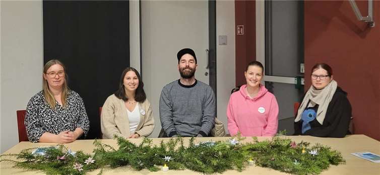 Für eine gute Vernetzung unter den Elternvertretungen der Neuwieder Kitas setzen sich im Stadtelternausschuss (v.l.) die Vorsitzende Julia Klippel, Nicole Bauer, Sven Buhr, Vivien Banmann (stv. Vorsitzende) und Tanja Christ ein.  Foto: Felix Banaski