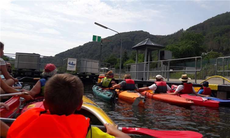Für einen Tag ging es für die Teilnehmer auf die Lahn. Fotos: privat