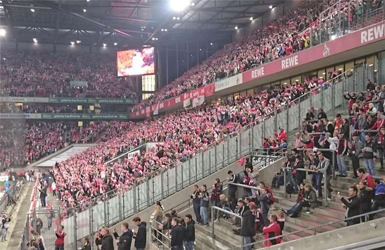 Für einige Kinder war dies der erste Stadionbesuch.