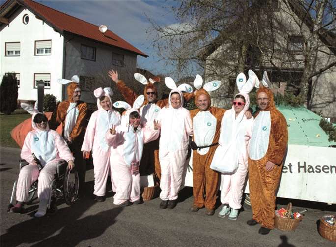 Für freien Verkehr am Hasenberg stehen diese Hasen ein.