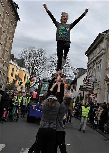 Für gute Stimmung im Karnevalszug sorgten die Wave Allstars des Postsportvereins Remagen.privat