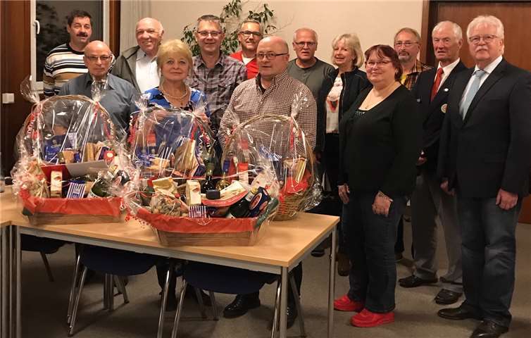 Für ihre Bereitschaft, immer wieder Blut zu spenden, wurden Spender/-innen kürzlich in Weißenthurm geehrt.  DRK Ortsverein Weißenthurm