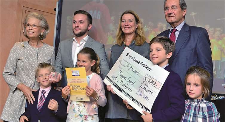 Für seinen multikulturellen Chor mit 120 Kindern erhielt Ismar Poric den Haupt und Förderpreis
