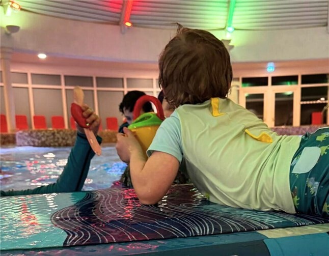 Für viele Familien ist der Start des inklusiven Schwimmkurses ein starkes Zeichen für gelebte Teilhabe.  Foto: privat