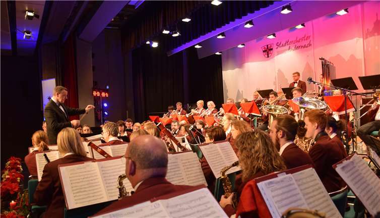 Für viele Musikfreunde gehören diese Konzerte bereits zum festen Ritual in der Weihnachtszeit.UBU