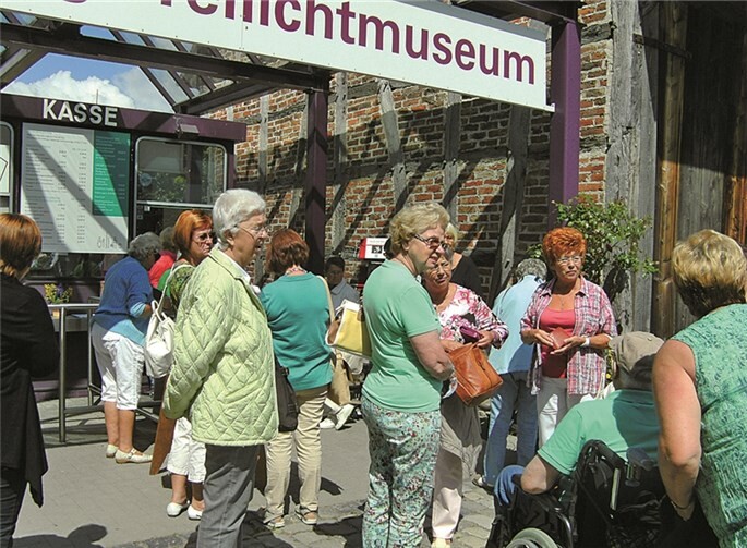 Für viele der Mitglieder war der Besuch des Freilichtmuseums Hessenpark eine Reise in die Vergangeneheit. privat
