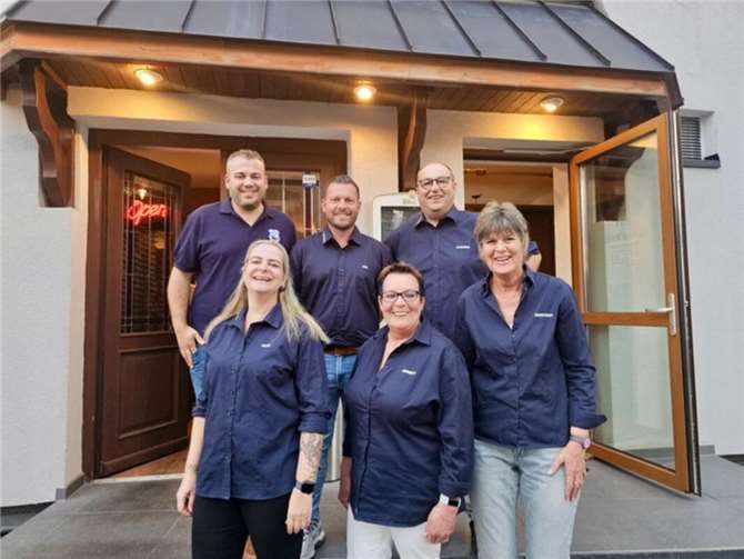 Für zwei weitere Jahre wurde der „alte“ Vorstand, jeweils einstimmig, bei einer Enthaltung, wieder gewählt. Foto: privat