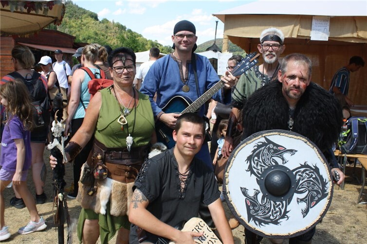 Fürsten, Ritter, Gaukler und Minnesänger prägten das Bild beim diesjährigen Mittelalterfest auf der Reichsburg Cochem.