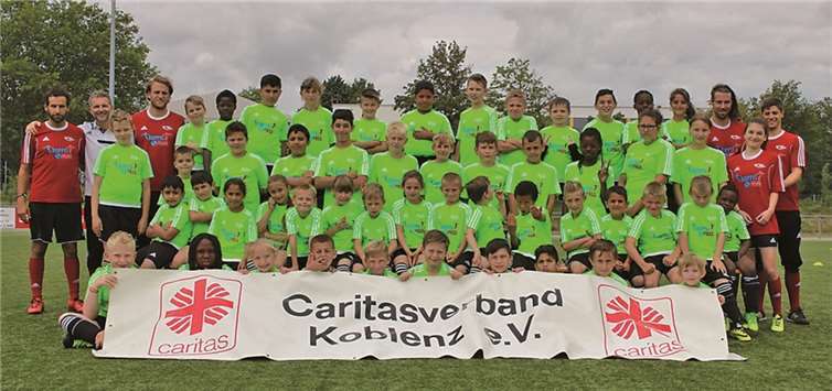 Fußball, Freunde, Ferienspaß: 51 Kinder nahmen am dritten Caritas-Fußballcamp teil.privat