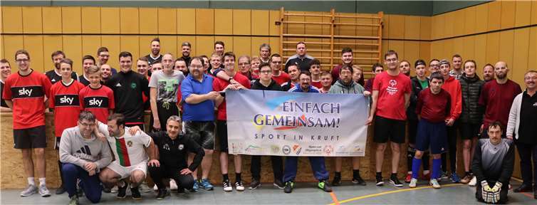 Fußballer der Rhein-Mosel Werkstatt waren beim Inklusionsturnier in Kruft mit dabei. Fotos: RMW