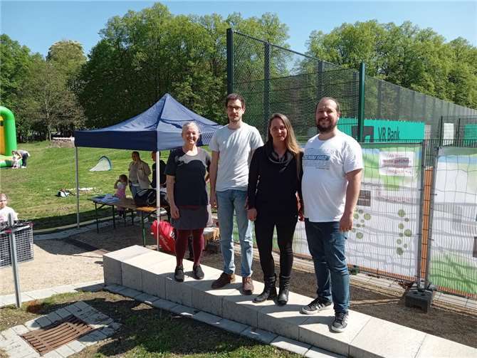 GRÜNE beim Eröffnungsfest des HTC Bad Neuenahr 1920 e.V.  Foto: Bündnis 90/Die GRÜNEN