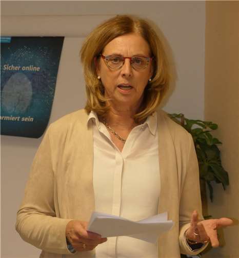 Gabi Jahnen, stellvertretende Landesvorsitzende vom Weissen Ring, hatte zu einer Infoveranstaltung ins MGH Kaisersesch eingeladen.