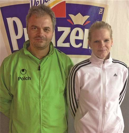 Gabi Lotz vom KSC Wirges I mit sehr starken 861 Holz auf den Polcher Bahnen. Ralf Simon hielt mit 833 Holz dagegen.privat