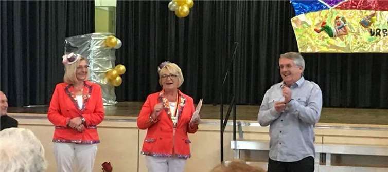 Gabi und Obermöhn Doris mit Christoph „Acki“ Ackermann.