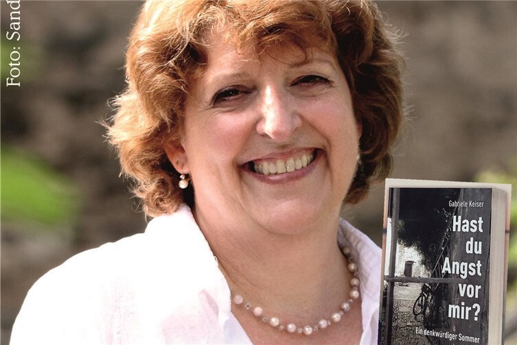 Gabriele Keiser liest aus ihrem Roman.