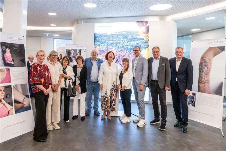 Gabriele Ruggera, Heide Großgarten, Monika Lessenich, Dr. Liesel Albrecht, Kay Andresen, Ulrike Dobrowolny, Nadine Kreuser, Thomas Theisen, Edgar Steinborn und Thomas Steinkämper.  Foto: Dominik Ketz