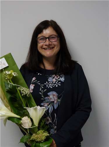 Gabriele Simon feiert 40-jähriges Jubiläum.