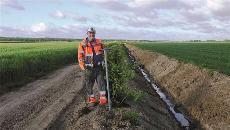 Gärtner Detlef von der Stein vom Baubetriebshof der Gemeinde Swisttal. Gemeinde Swisttal