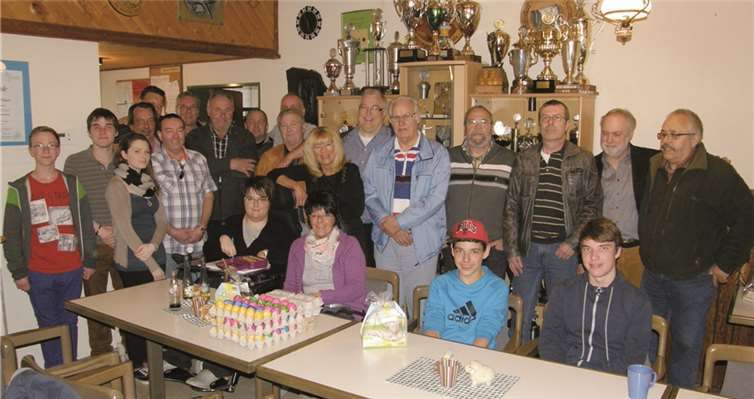 Gäste und Schützen freuten sich über den schönen geselligen Nachmittag.