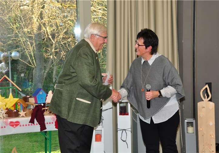 Gäste wurden begrüßt.