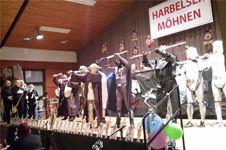 Galaktisch wurde es beim Männerballett.