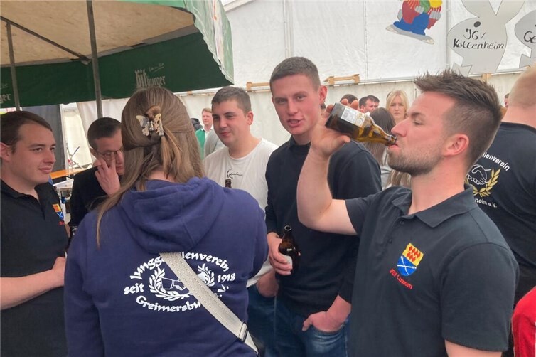 Zettinger Ostern 2026: Junggesellenfest mit Festumzug und Livemusik in Zettingen