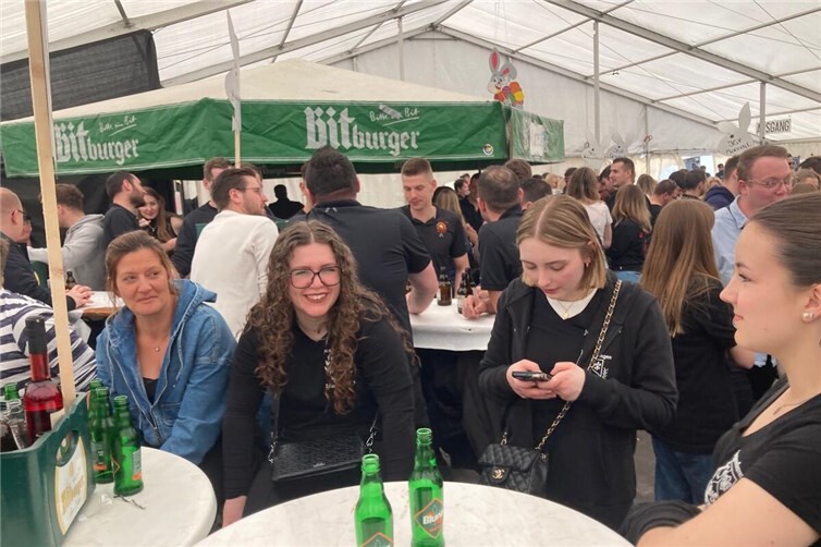 Zettinger Ostern 2026: Junggesellenfest mit Festumzug und Livemusik in Zettingen