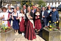 Blütenmarkt Cochem: Moselweinbergpfirsich und seine regionale Spezialitäten erleben