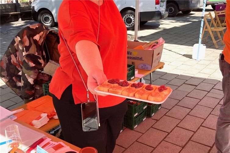 Blütenmarkt Cochem: Moselweinbergpfirsich und seine regionale Spezialitäten erleben