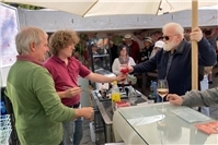 Blütenmarkt Cochem: Moselweinbergpfirsich und seine regionale Spezialitäten erleben