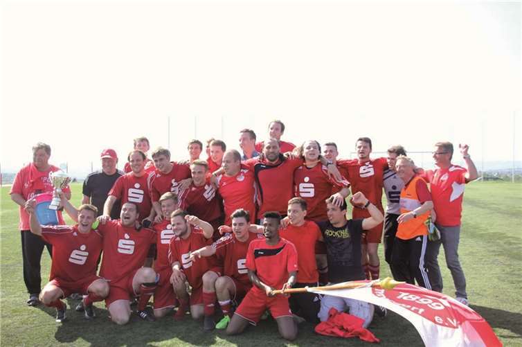 Ganz Immendorf war in Feierlaune nach dem tollen Erfolg über den TuS Rhens. TH