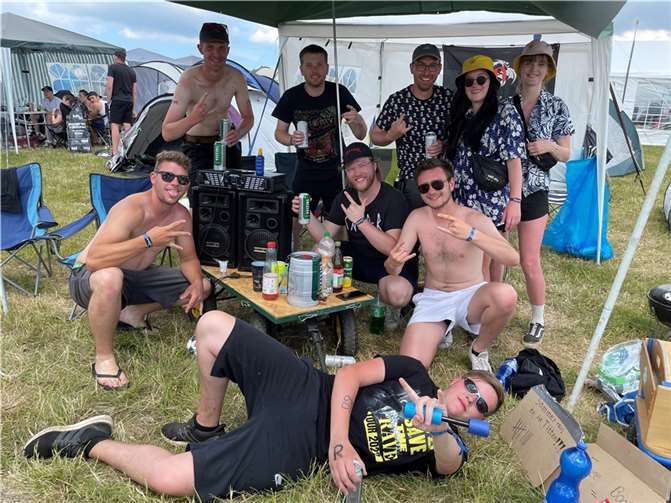 Tipps für Rock am Ring: So macht das Kult-Festival richtig Spaß Ganz wichtig am Ring: Spaß