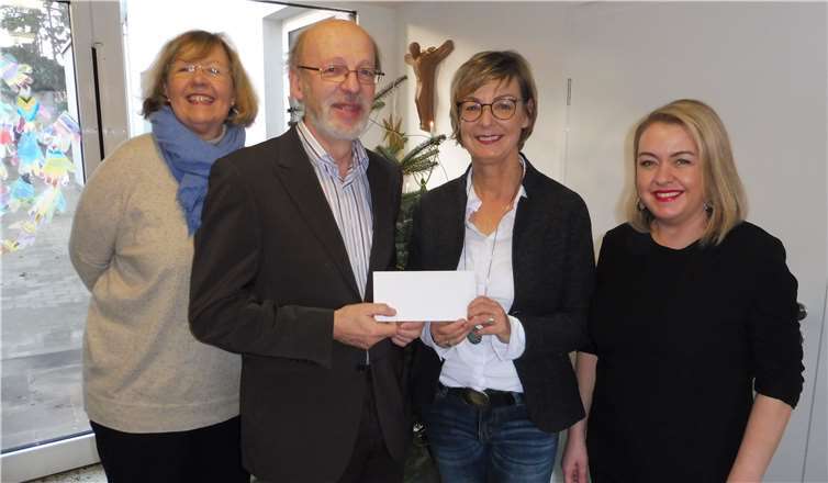 Ganze 270 Euro kamen an Spenden im Rahmen des Martinsfestes der St. Martins-Nachbarschaft zusammen, mit denen nun Spielgeräte für die Kindertagesstätte Maria Himmelfahrt angeschafft werden. Foto: privat