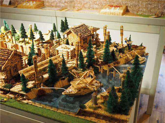 Ganze Themenwelten entstanden aus Cordes Schöpfertum. Fotos: Bockisch-Ernst)