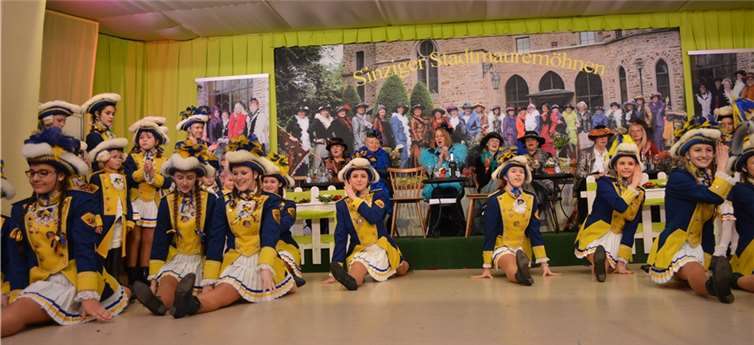 Gardetanz närrische Buben.