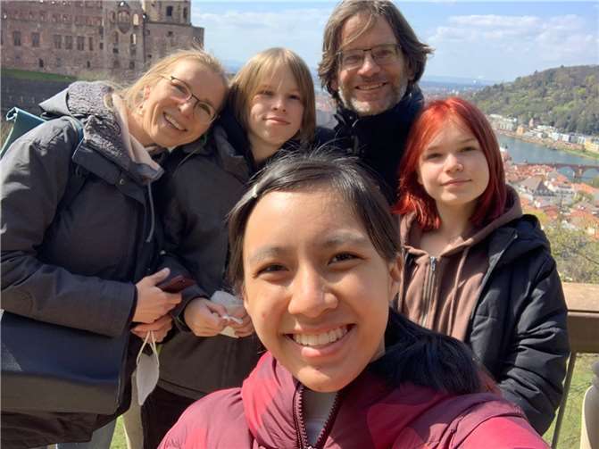 Gastfamilie beim Ausflug.  Foto: AFS Interkulturelle Begegnungen e.V.