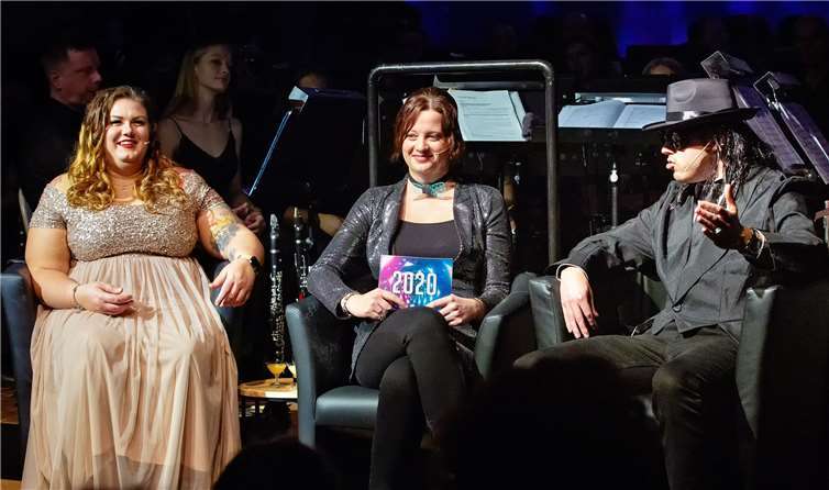 Gastgeberin Janine Best erzielte mit ihren Co-Moderatorinnen und -Moderatoren Julia Rüter, Jennifer Hartenstein, Theo Ferdinand und Balthes Meyer eine amüsante, lockere Atmosphäre.Quelle: Fotograf Markus Salzmann