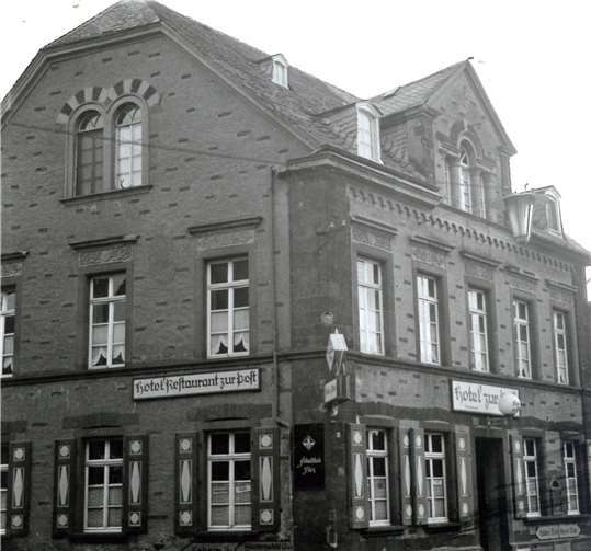 Gasthaus zur Post in Ochtendung (Poss-Eck),1950.Foto: privat