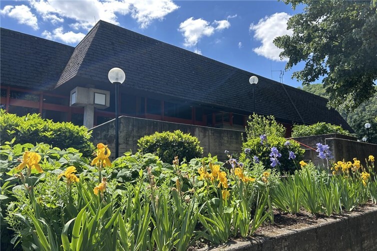 Geänderte Öffnungszeiten des Hallenbads an Ostern