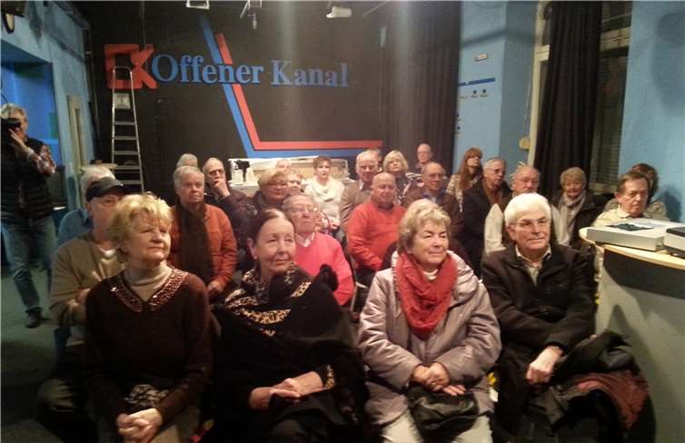 Gebannt verfolgten die Zuschauer den Film.  Privat