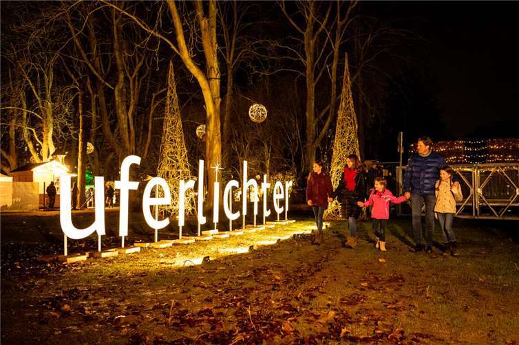 Die Uferlichter beginnen zu leuchten Geboten werden Konzerte, Kinderprogramm und vieles mehr. Foto: Dominik Ketz