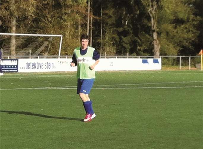 Geburtstagskind Torben Schmickler beim Aufwärmen. privat