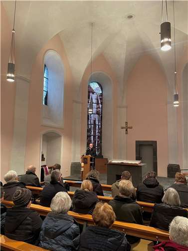 Gedenkfeier an der Heilig-Geist-Kapelle in Mayen.  Foto: Karolina Klimenko/Stadt Mayen