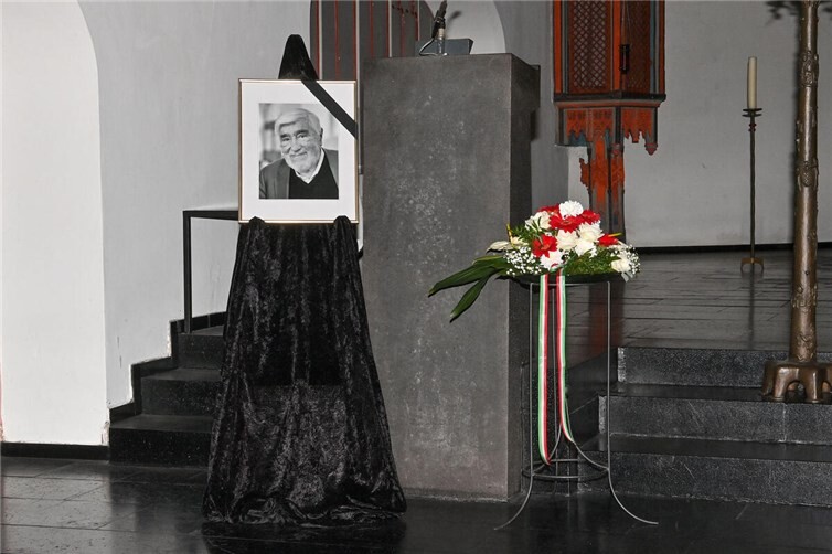 Gedenkgottesdienst Pfarrei St. Lukas Mayen zu Ehren von Mario Adorf.