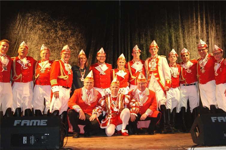 Geehrte Stadtsoldaten mit dem neuen Linzer Dreigestirn.Privat