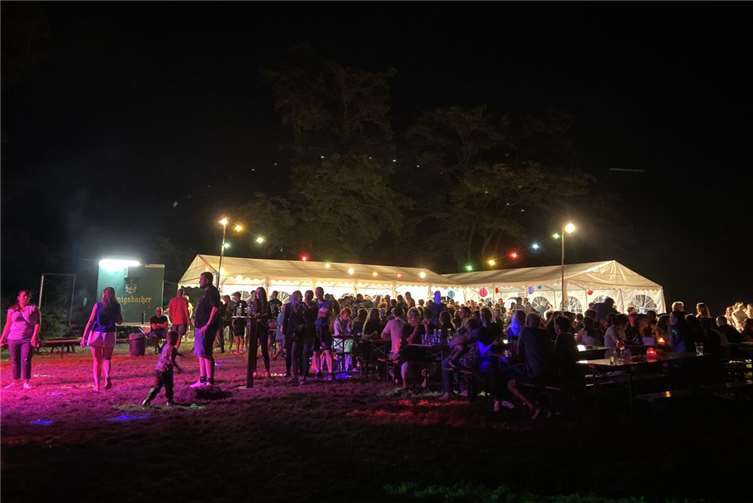 Gefühlt war der Festplatz so voll wie noch nie. Fotos: privat