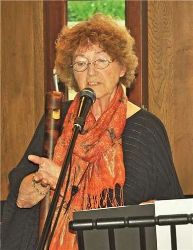 Gefühlvoll und bewegend las Ursula Contzen aus ihrem lyrischen Werk. privat